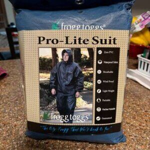 NEW! Frogg Toggs Pro-Lite Unisex 2-Piece Rainsuit Royal Blue MED/LARGE